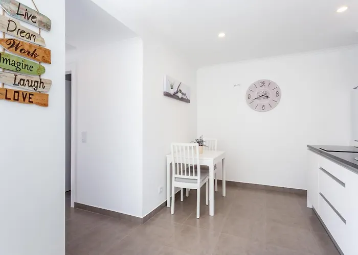 公寓 Candy's Seaview By Seewest