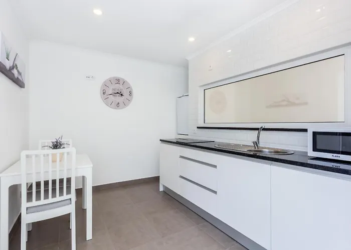 Candy's Seaview By Seewest 公寓