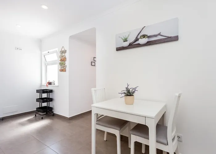 Candy's Seaview By Seewest 公寓