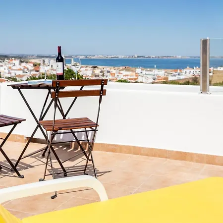 Candy's Seaview By Seewest Apartment Lagos